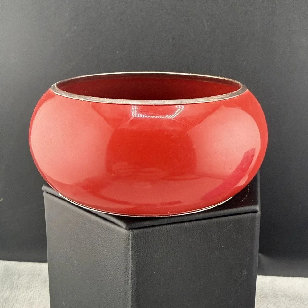 Vintage Chunky Bangle Bracelet Red Gold tone Acrylic 9.5